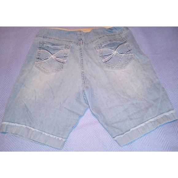 Maternity Bermuda Shorts Women's 28 Denim Pull On Regular Fit 5-Pockets (P6) - Picture 2 of 10